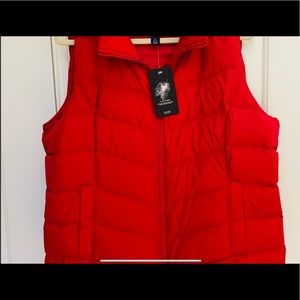 Lands’ End size large red beautiful vest